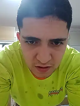 Snapshot of Picademel2525 chatting on September 2025 08:21:01 PM Picademel2525 online show from September 2025 08:21:01 PM