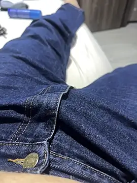 Snapshot of Xarkomm chatting on February 2026 11:53:01 AM Xarkomm online show from February 2026 11:53:01 AM