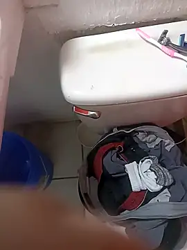 Snapshot of sanf8z chatting on October 2025 06:27:02 AM sanf8z online show from October 2025 06:27:02 AM