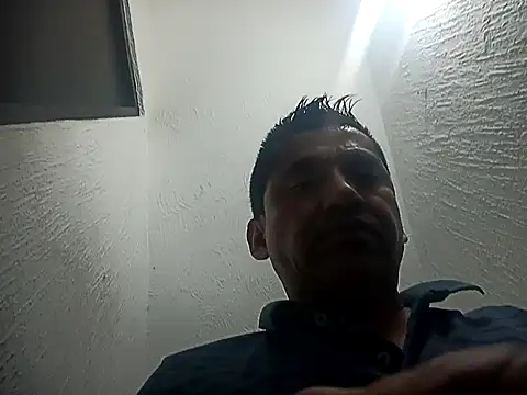 Snapshot of sanf8z chatting on November 2025 10:01:02 AM sanf8z online show from November 2025 10:01:02 AM