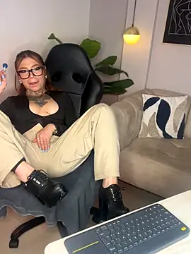 dreamleah  online show from September 2025 05:53:02 AM