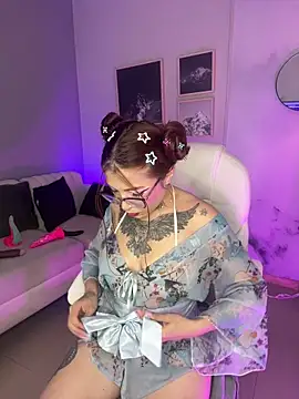 dreamleah  online show from March 2026 10:04:02 PM