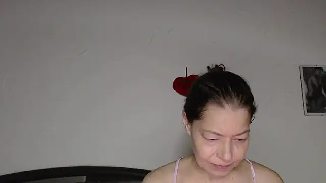 Snapshot of SexySarah177 chatting on February 2026 09:38:01 PM SexySarah177 online show from February 2026 09:38:01 PM