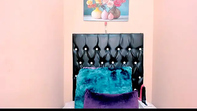 Snapshot of Toxicfantasy4u chatting on February 2026 05:19:01 AM Toxicfantasy4u online show from February 2026 05:19:01 AM