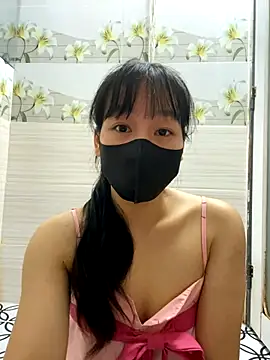 Meowwn online show from September 2025 10:11:01 PM