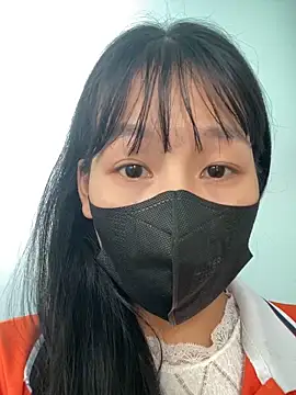 Meowwn online show from October 2025 05:52:02 AM