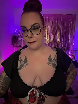Snapshot of Miss_Lucifer6 chatting on July 2026 08:34:02 PM Miss Lucifer6 online show from July 2026 08:34:02 PM