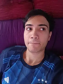 Snapshot of novinho_safado__ chatting on February 2026 04:43:02 PM novinho safado online show from February 2026 04:43:02 PM