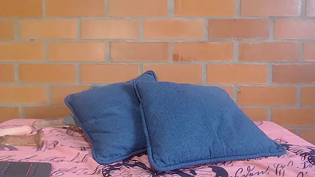 Montserrat Jay online show from February 2026 02:32:01 PM