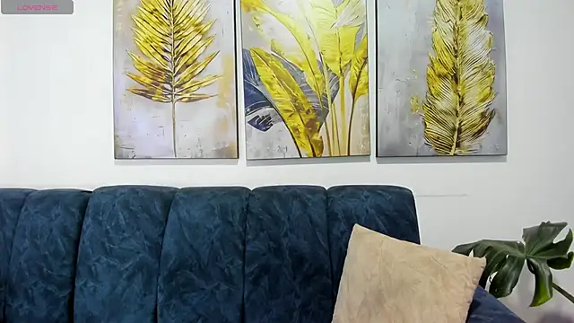 Snapshot of Alana_steel_1 chatting on October 2025 12:03:01 PM Alana steel 1 online show from October 2025 12:03:01 PM