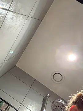 Snapshot of Chloemillerrxx chatting on September 2025 12:16:01 PM Chloemillerrxx online show from September 2025 12:16:01 PM