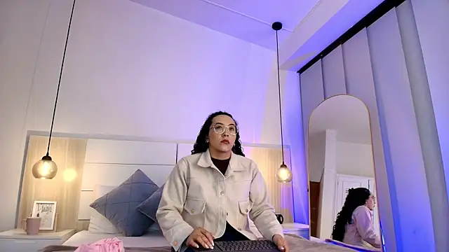 alehia cute online show from November 2025 12:58:02 PM