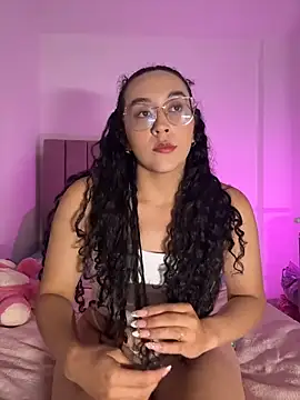 alehia cute online show from July 2026 12:24:01 AM