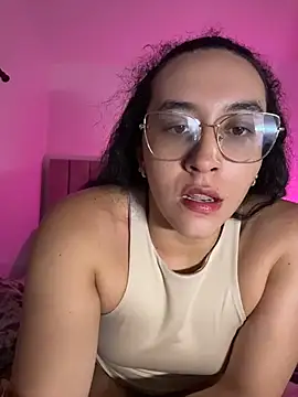 alehia cute online show from July 2026 12:42:01 AM