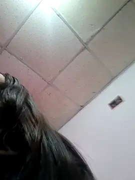 Snapshot of Natalykaty chatting on November 2025 10:01:02 PM Natalykaty online show from November 2025 10:01:02 PM