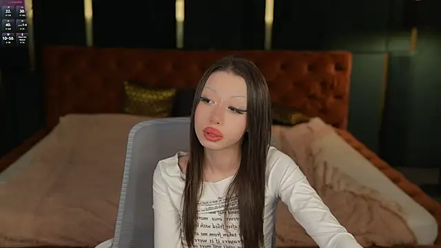 Naomi 054 online show from October 2025 03:09:01 PM