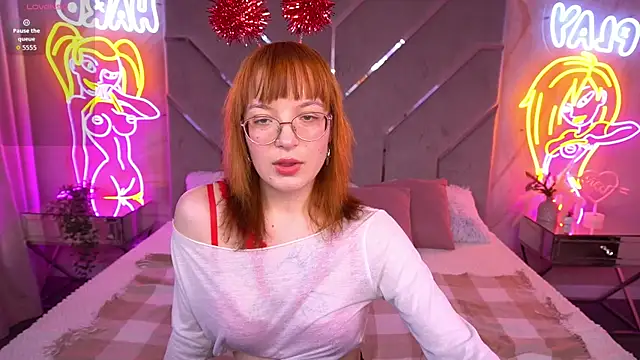 Snapshot of Pixie_Peachh chatting on December 2025 02:46:01 PM Pixie Peachh online show from December 2025 02:46:01 PM