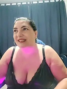 lina maria99 online show from November 2025 08:35:02 AM