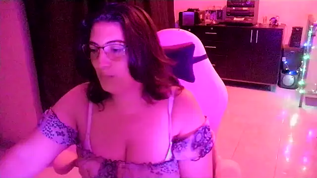 lina maria99 online show from April 2026 02:27:02 AM