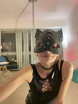 Chris06d22xh online show from February 2026 09:09:02 PM