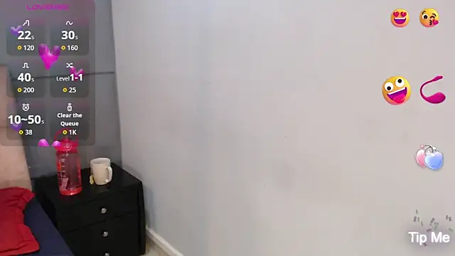 Snapshot of CharlotteCottin chatting on September 2025 11:14:01 AM CharlotteCottin online show from September 2025 11:14:01 AM