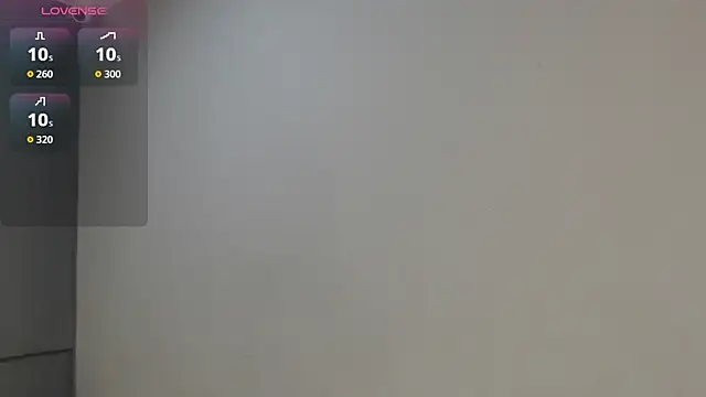 Snapshot of CharlotteCottin chatting on October 2025 11:09:01 AM CharlotteCottin online show from October 2025 11:09:01 AM