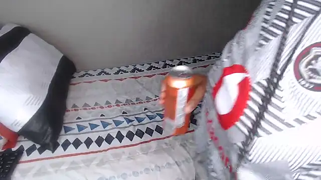 Snapshot of Lunalee chatting on December 2025 11:10:01 PM Lunalee online show from December 2025 11:10:01 PM