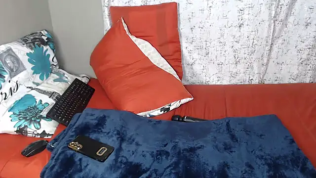 Snapshot of Lunalee chatting on January 2026 10:15:02 PM Lunalee online show from January 2026 10:15:02 PM