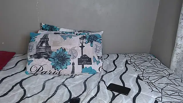 Snapshot of Lunalee chatting on January 2026 12:36:01 AM Lunalee online show from January 2026 12:36:01 AM