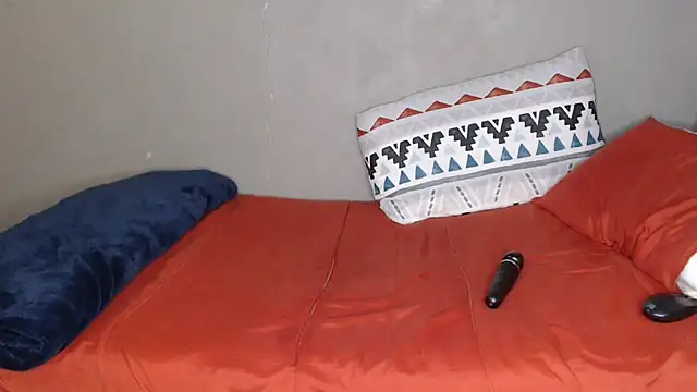 Snapshot of Lunalee chatting on March 2026 04:47:01 AM Lunalee online show from March 2026 04:47:01 AM