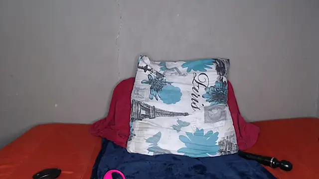 Snapshot of Lunalee chatting on March 2026 06:34:02 PM Lunalee online show from March 2026 06:34:02 PM