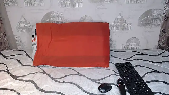 Lunalee online show from May 2026 01:34:02 AM