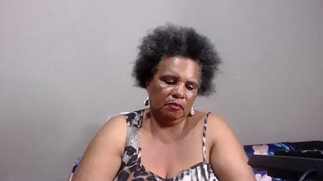 Snapshot of GrandBustyMelon chatting on March 2026 03:36:01 AM GrandBustyMelon online show from March 2026 03:36:01 AM