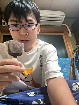 Snapshot of hiromu53 chatting on November 2025 03:03:02 PM hiromu53 online show from November 2025 03:03:02 PM