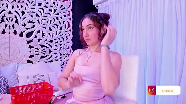 Snapshot of Anseru_ chatting on November 2025 11:43:02 AM Anseru online show from November 2025 11:43:02 AM