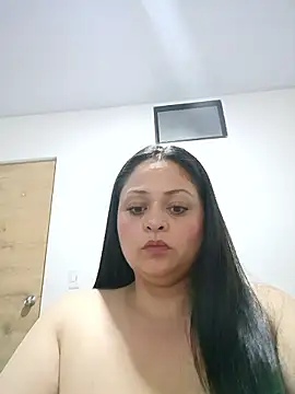 Snapshot of Nanna_160290 chatting on January 2026 01:07:02 AM Nanna 160290 online show from January 2026 01:07:02 AM