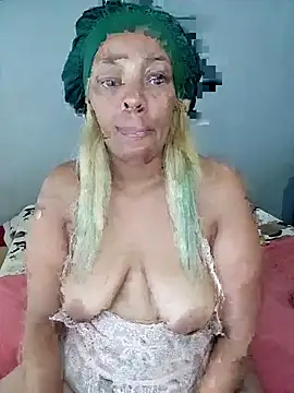 Snapshot of Eroticdollxx3 chatting on April 2026 06:27:01 AM Eroticdollxx3 online show from April 2026 06:27:01 AM
