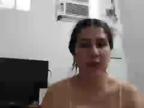 Snapshot of Bratzhot09 chatting on November 2025 06:53:02 PM Bratzhot09 online show from November 2025 06:53:02 PM