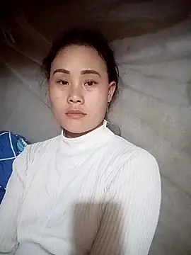 Snapshot of Ruaiuoi chatting on February 2026 01:07:01 PM Ruaiuoi online show from February 2026 01:07:01 PM