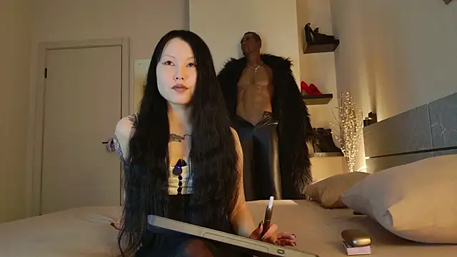 Snapshot of PurpleD1va chatting on February 2026 01:40:01 PM PurpleD1va online show from February 2026 01:40:01 PM