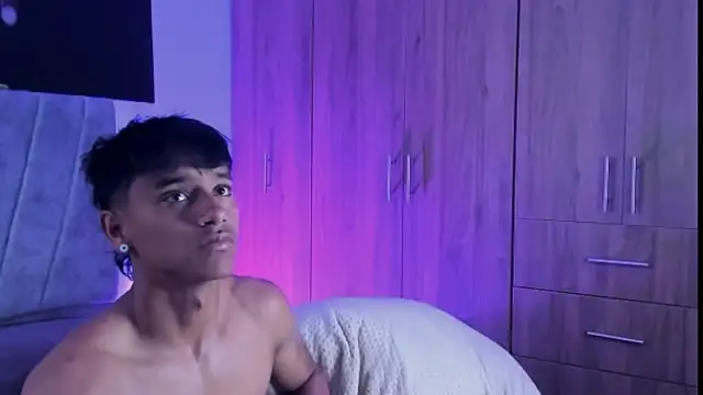 Snapshot of ZYZZ1312 chatting on September 2025 07:24:02 PM ZYZZ1312 online show from September 2025 07:24:02 PM