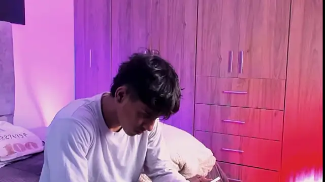 Snapshot of ZYZZ1312 chatting on October 2025 05:24:02 PM ZYZZ1312 online show from October 2025 05:24:02 PM