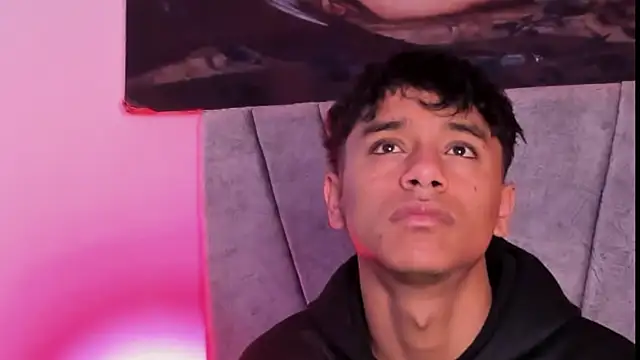 Snapshot of ZYZZ1312 chatting on October 2025 04:08:02 PM ZYZZ1312 online show from October 2025 04:08:02 PM