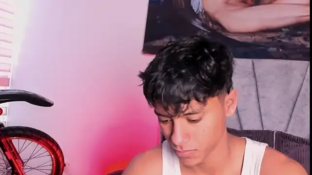 Snapshot of ZYZZ1312 chatting on November 2025 04:29:01 PM ZYZZ1312 online show from November 2025 04:29:01 PM