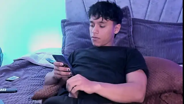 Snapshot of ZYZZ1312 chatting on November 2025 04:28:02 PM ZYZZ1312 online show from November 2025 04:28:02 PM