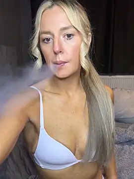 Snapshot of sammie-99 chatting on September 2025 07:48:01 PM sammie-99 online show from September 2025 07:48:01 PM