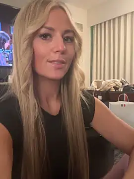 Snapshot of sammie-99 chatting on November 2025 06:23:01 AM sammie-99 online show from November 2025 06:23:01 AM