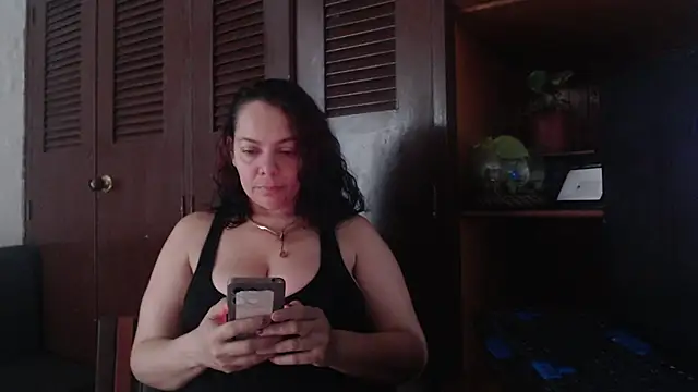 sthepany gold online show from September 2025 02:17:01 PM