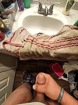 Snapshot of Biglou97 chatting on December 2025 07:49:02 AM Biglou97 online show from December 2025 07:49:02 AM