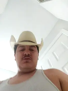 Snapshot of Biglou97 chatting on February 2026 01:14:02 PM Biglou97 online show from February 2026 01:14:02 PM